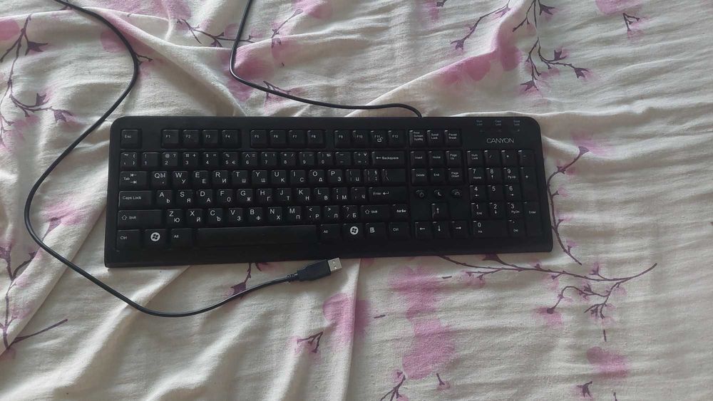 Продавам Клавиатура Canyon