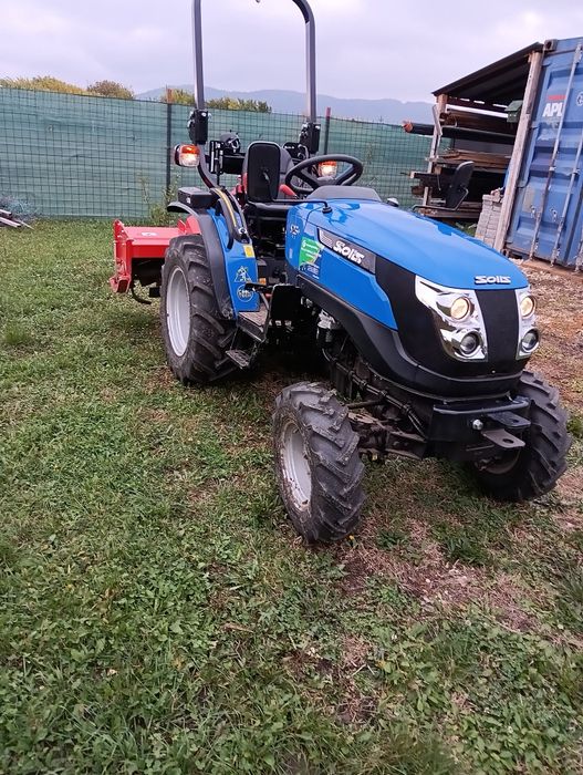Tractor Solis 26+