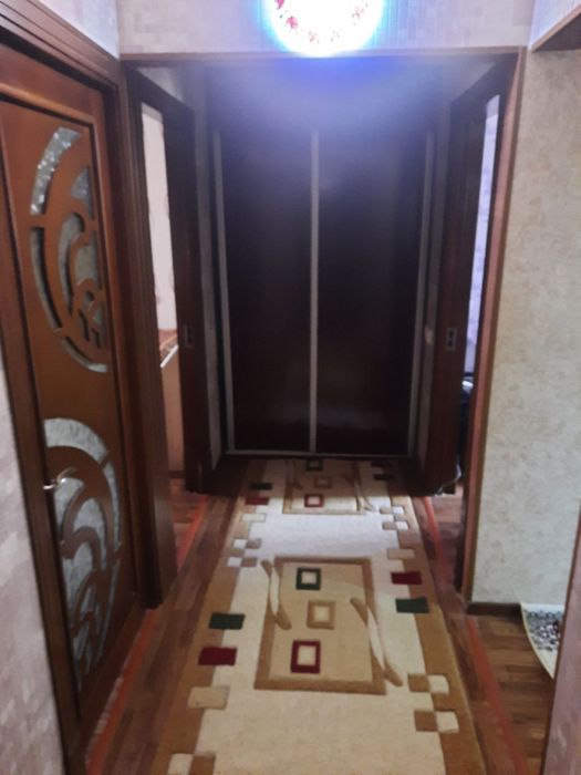 Продам 3-х комнатную квартиру с обстановкой. Центральная аптека 2 этаж