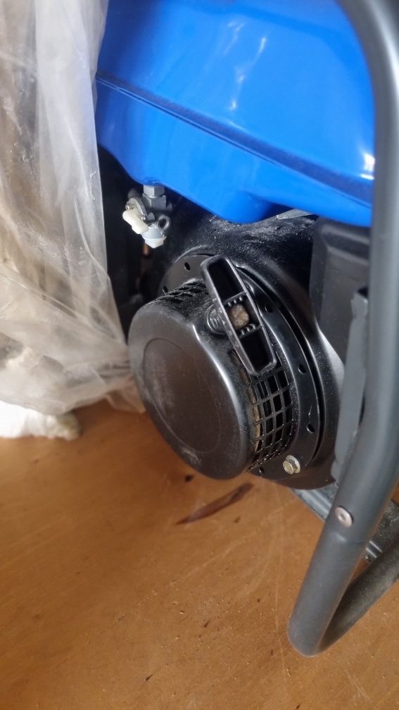 Dvijok Yamaha EF2600 3 Kv