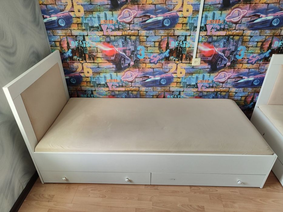 Продаётся кровать.