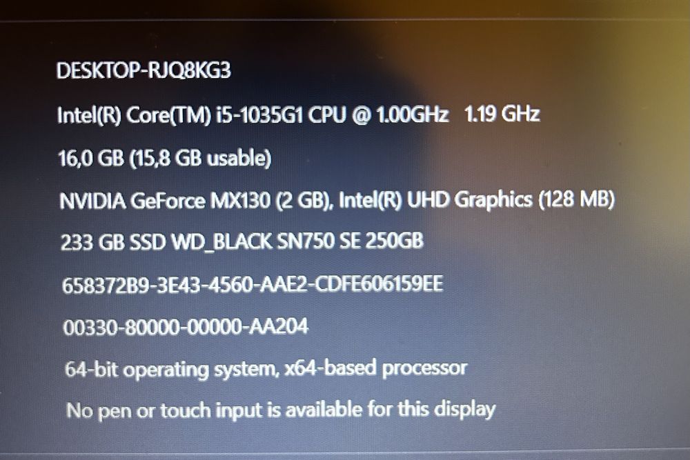 Laptop HP Pavilion procesor Intel® Core™ i5 cu Win 10