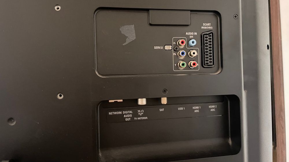 телевизор PHILIPS 32