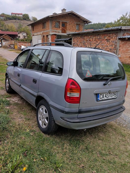 Opel Zafira 1.8i Automatic