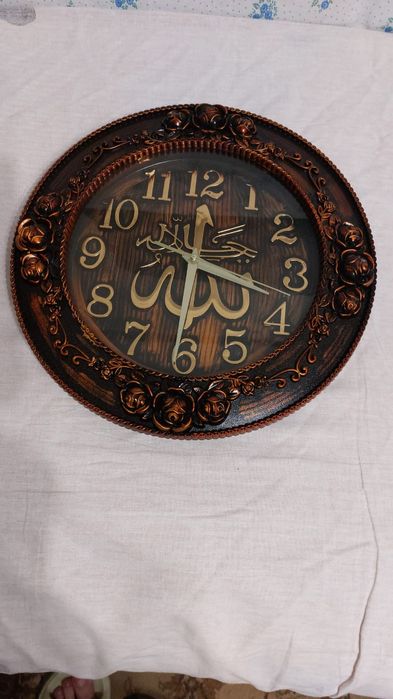 Настенные часы рабочие