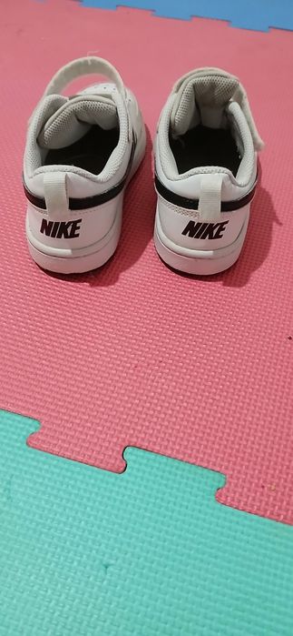 Adidasi Nike marime 31