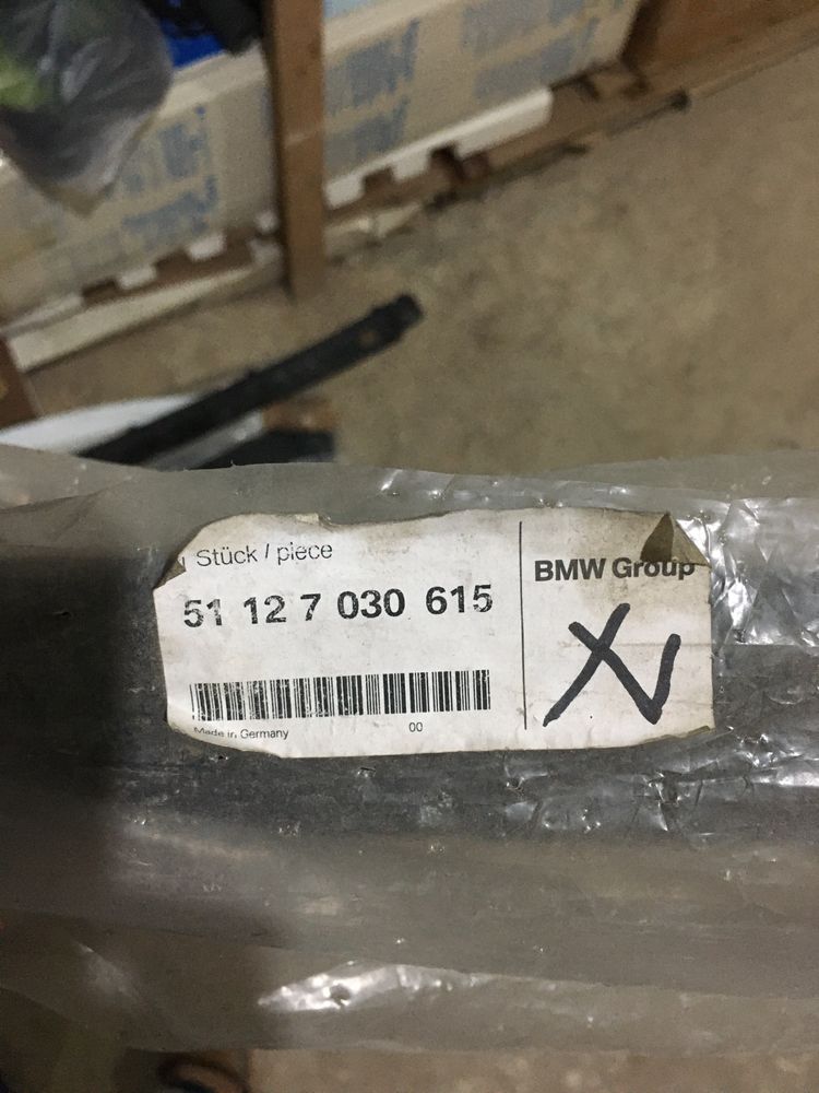 BMW E46 3-series брикет заднего бампера оригинал новый