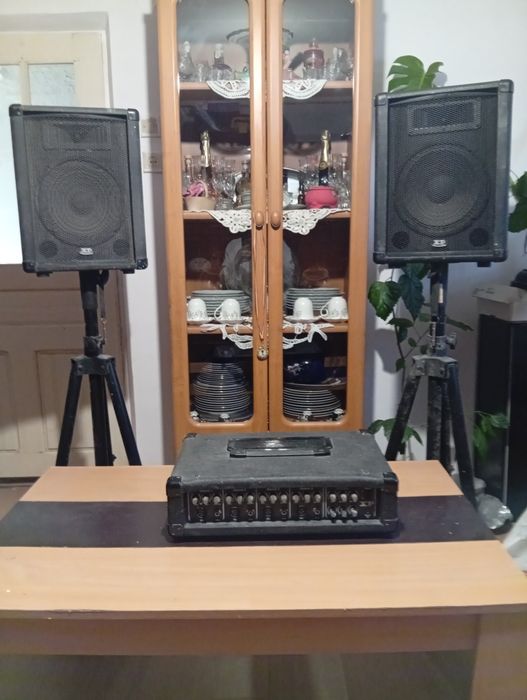 Vind statie amplificare profesională cu boxe cu trepied xp