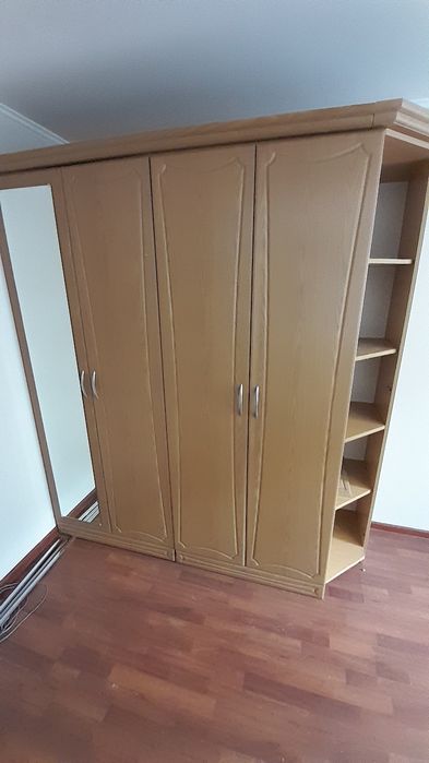 Срочно продам шкаф шифоньер новый доставка есть по городу