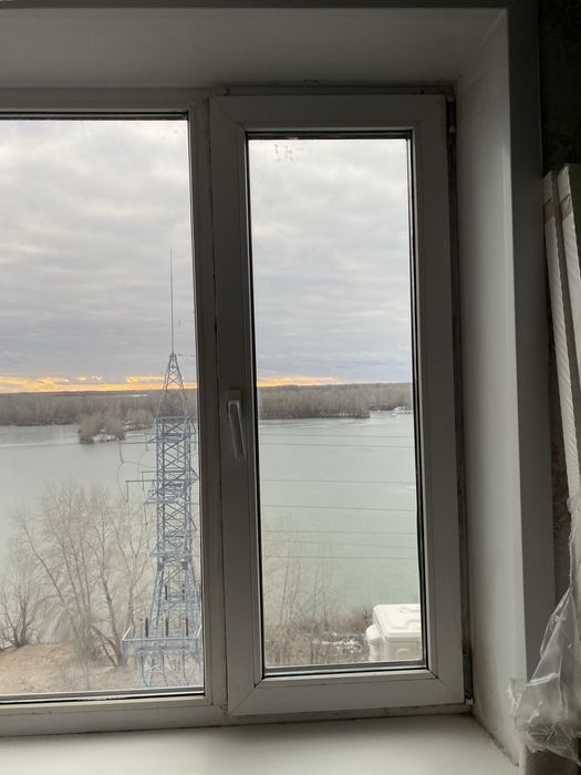 Продам Срочно Пластиковое Окно Б/У