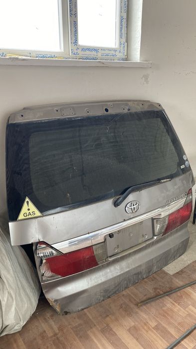 Продам крышку багажника альфард