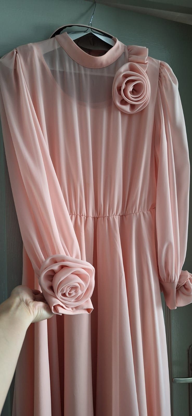 Vand rochie eleganta de zi