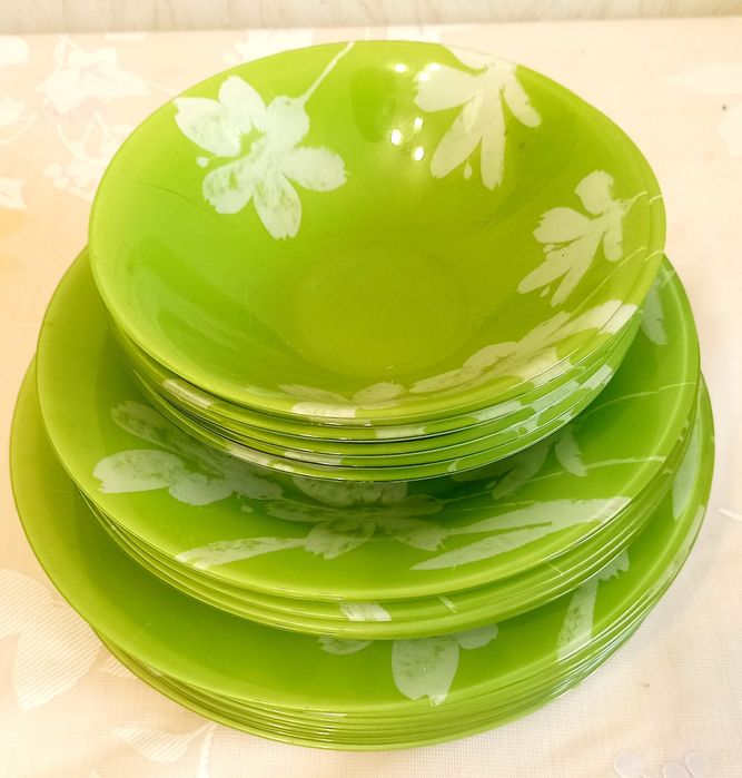 Набор тарелок.Тарелоки  Luminark  Cotton Flower,  24 предмета 
У п