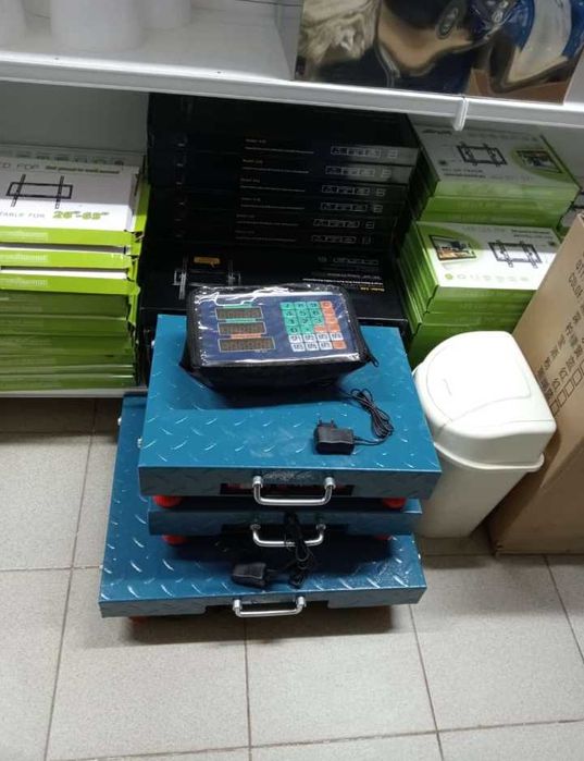 Весы электронные. Есть доставка.