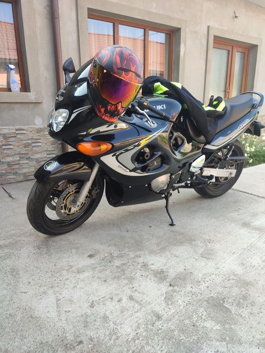 Vând Suzuki gsx600f Katana