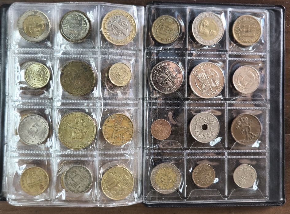 Колекция от 120бр монети