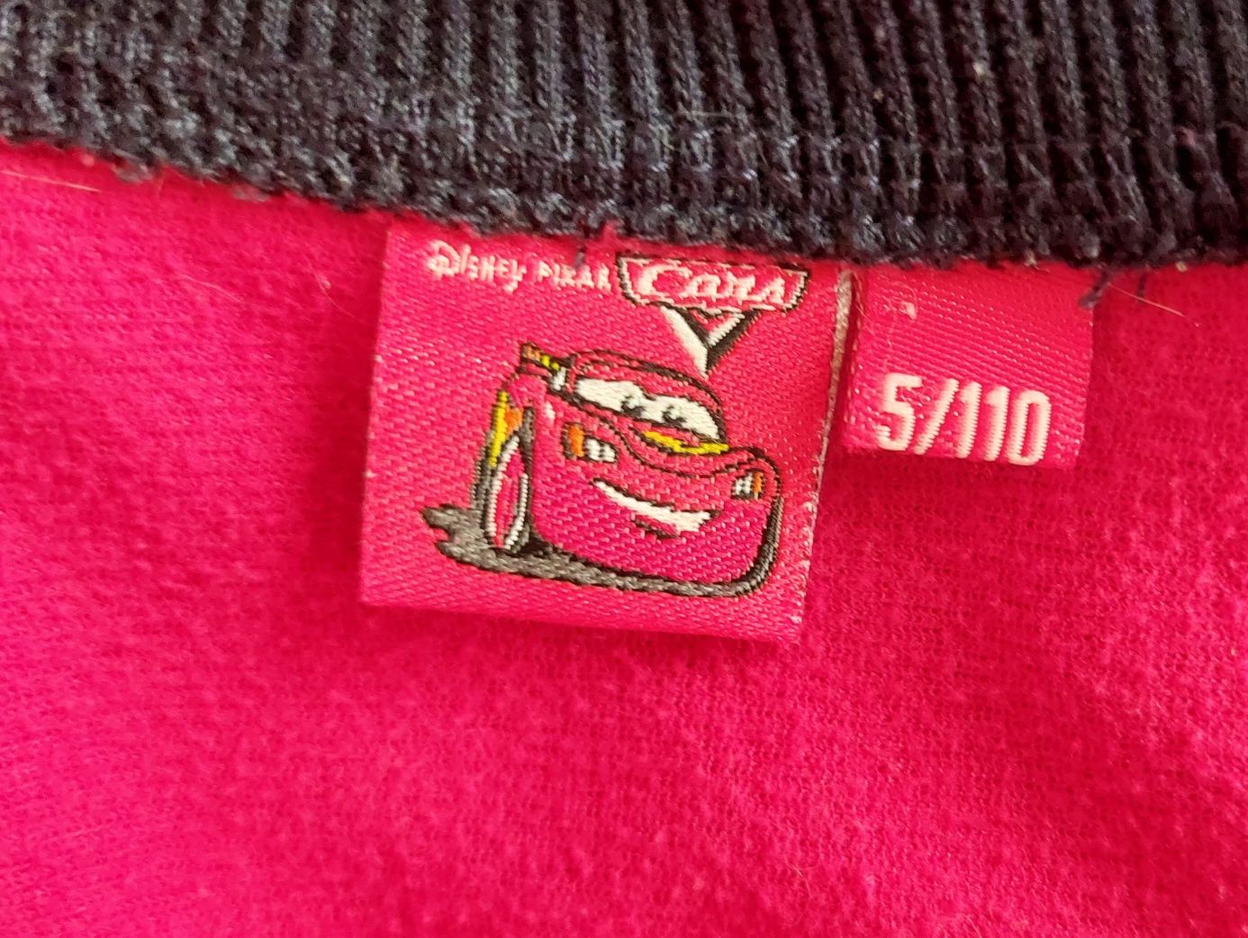 Анцузи на Asics и Mcqueen