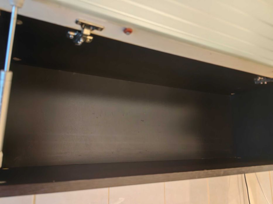 Vand mobila de bucatarie 2.70 m