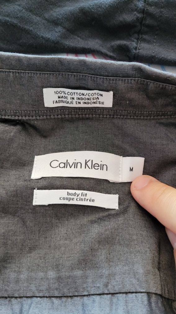 Camasa Calvin Klein purtata o singura data