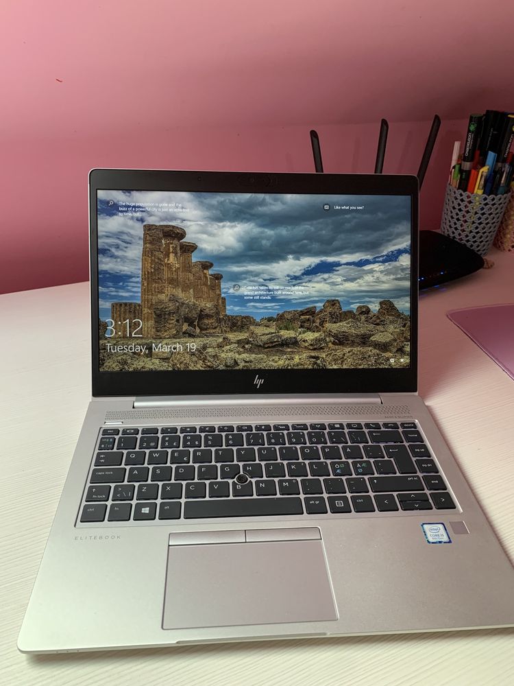Laptop HP EliteBook 840 G5 . Intel i5-8350,  ssd,  sim ,