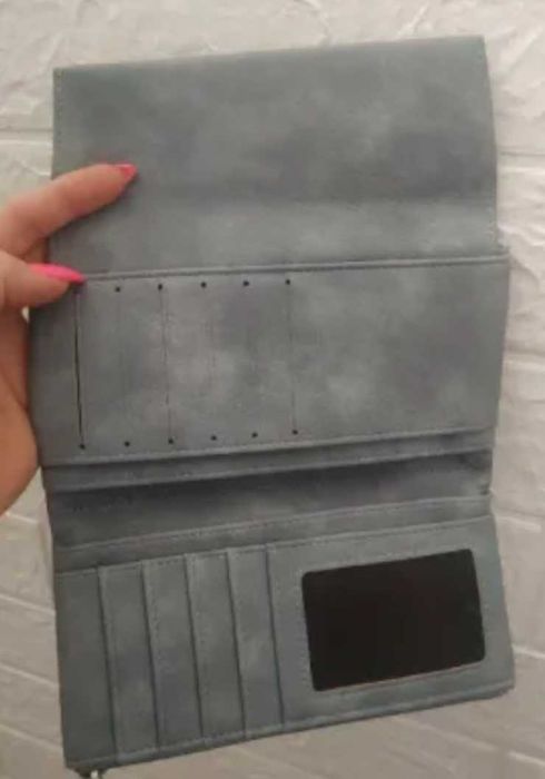 Дамски портмонета