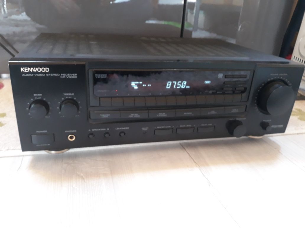Kenwood KR-V6060 stereo AV receiver
