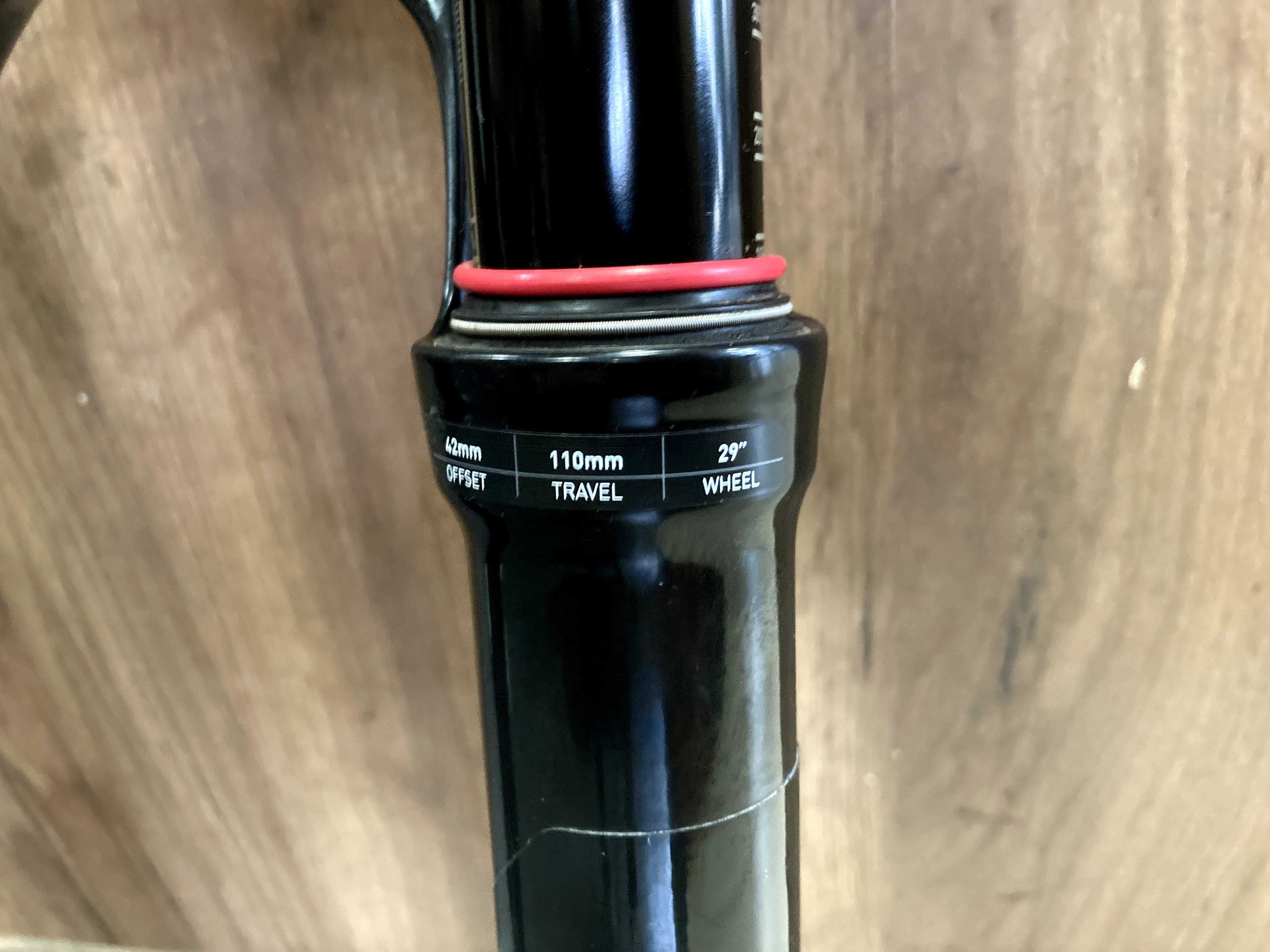 Вилка Rock Shox Reba 110-120mm. 29 110x15mm