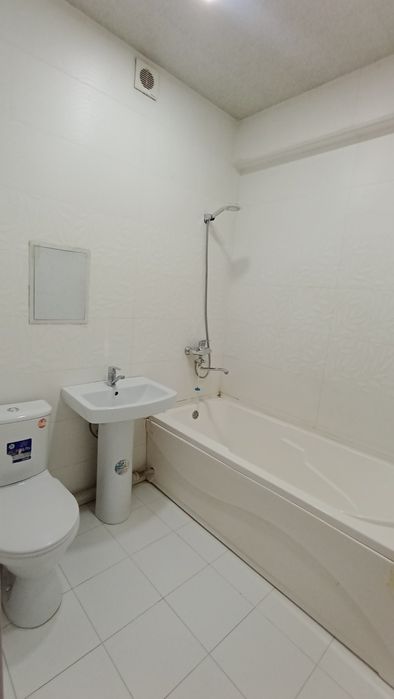 Продам 2/4/5, кирпичный дом , 76,4 м2, новостройка, электроаппарат