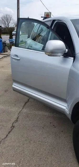 Portiera portieri usa usi stanga dreapta fata spate grup diferential fata spate cardan mic mare radiator apa clima ac intercooler far faruri hayon lampa stop tripla spate chit pornire Vw Touareg tip motor 2.5 tdi BAC BPE 2006 174 cp dezmembrez dezmembrari