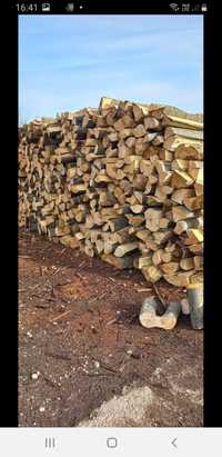 Vând lemne de foc blană de fag carpen..