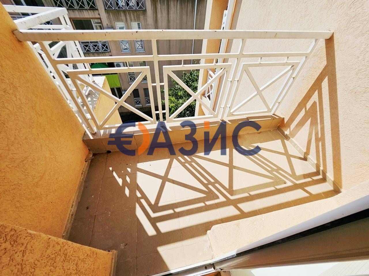 Продава се Тристаен апартамент в к.к. Слънчев бряг - 80 кв.м за 712 €/кв.м - Снимка #10