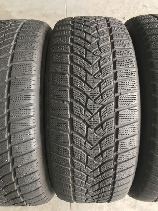 Set Anvelope Cauciucuri Iarna Dunlop 255 55 R19 M+S Profil 6mm