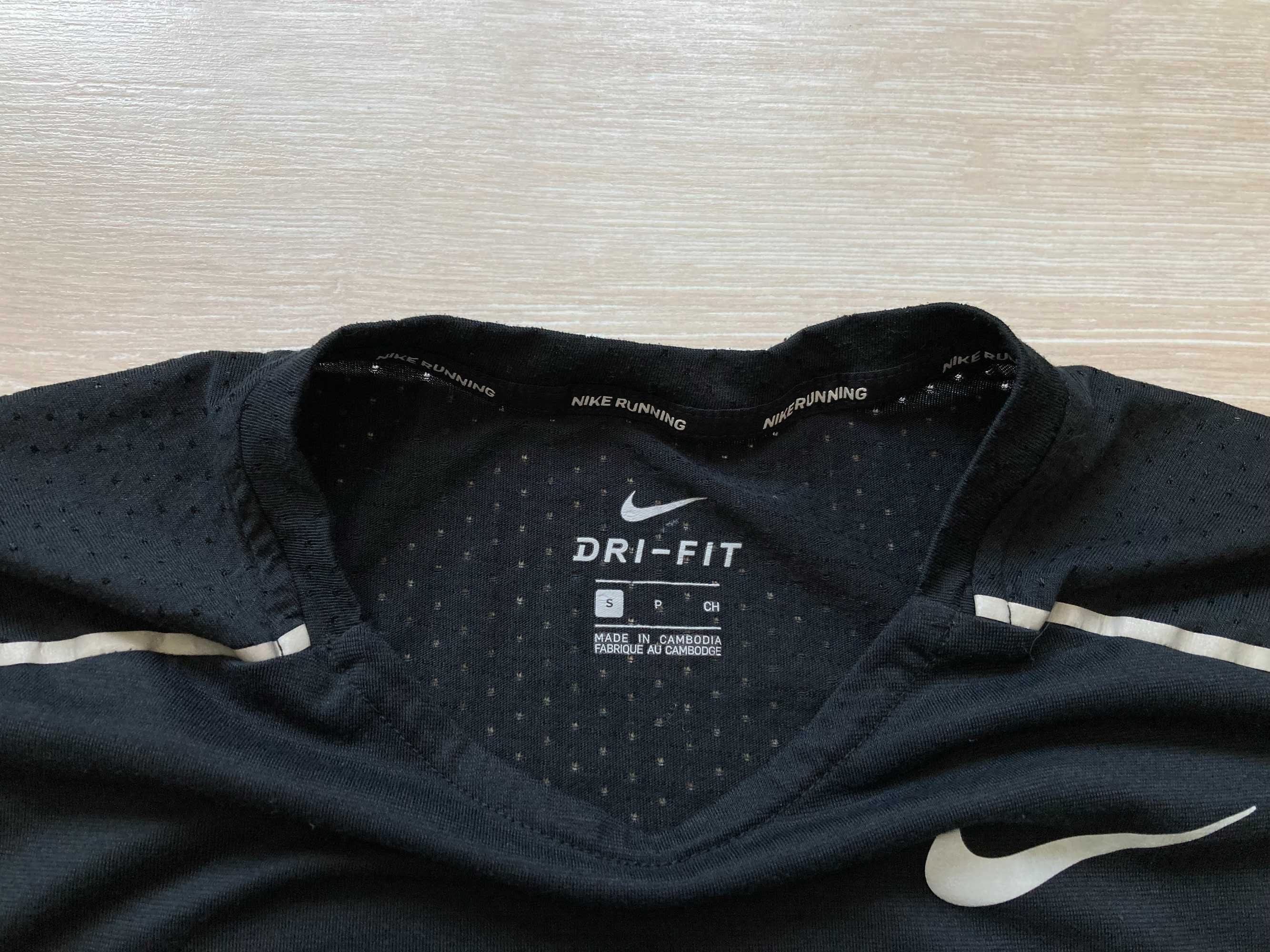 Найк Nike Running Breathe Rise 365 Dri Fit спортна блуза фланела S