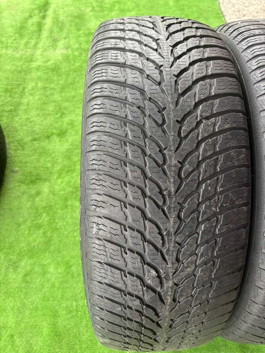 Anvelope Iarna Nokian 215/60/17