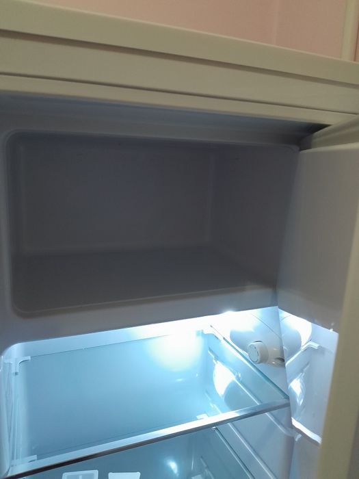 Холодильник Артель. 140см