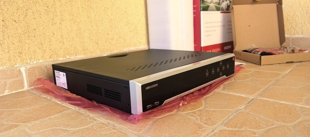 NVR HIKVISION 16 Canale/Camere_DS 7716Ni-14/16_Nou la cutie/Nefolosit