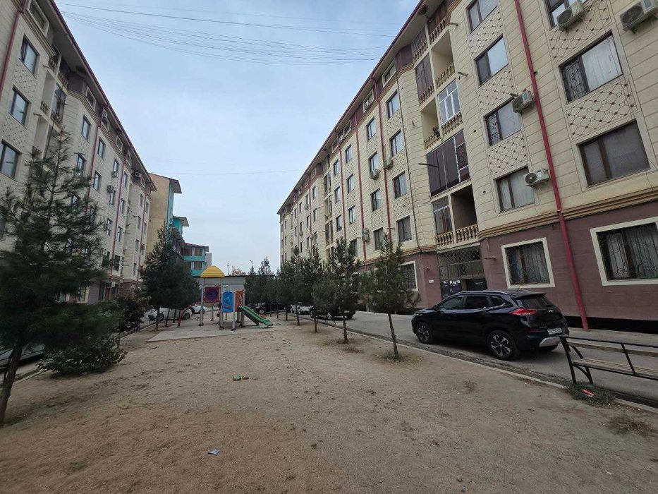 Shotarustavelli hududida kvartira zudlik bilan sotiladi!