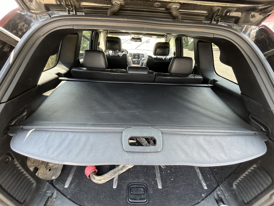 Продавам Jeep Grand Cherokee WK2 3.0crd на части