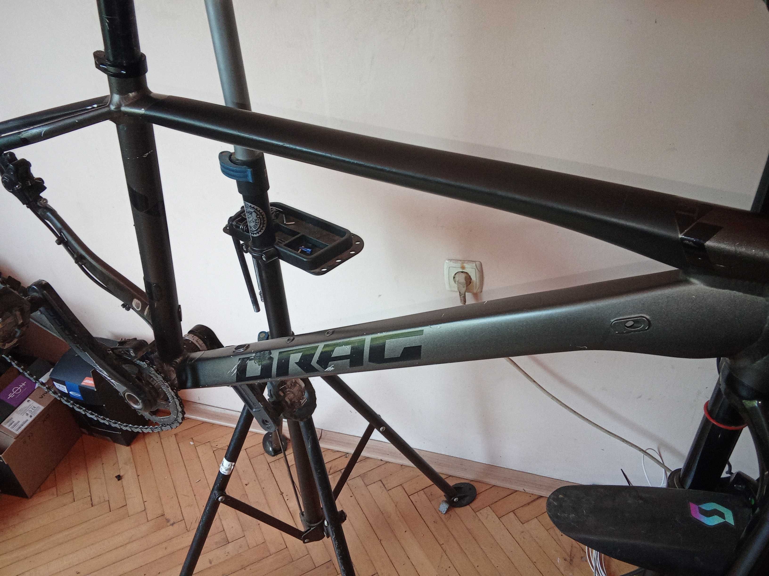 Рамка Drag SHIFT 27.5  Plus boost M