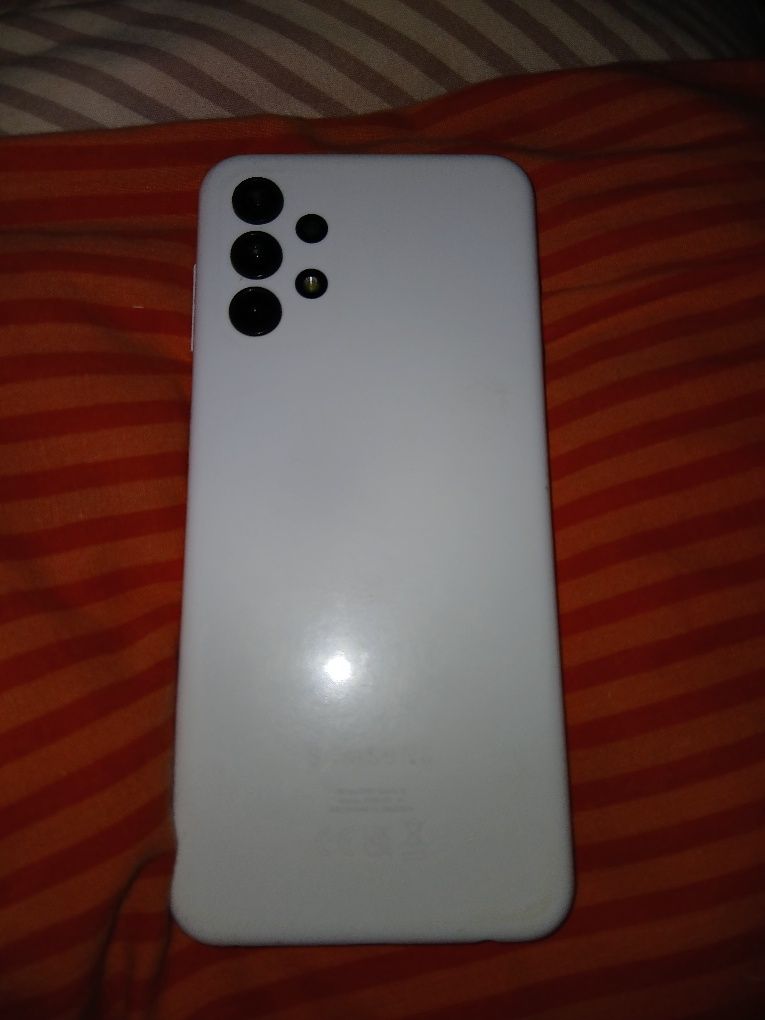 Телефон Samsung A13