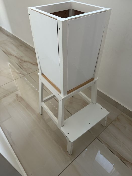 Детска Монтесори кула