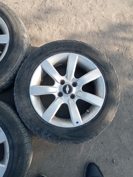 Diska balon sotiladi R15 Spark Nexia