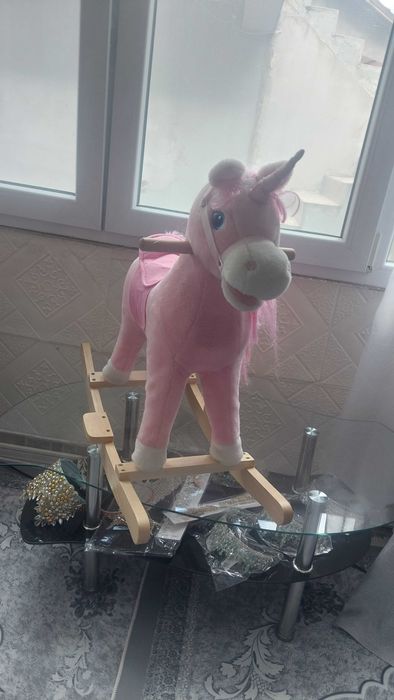 Детско конче люлка розово