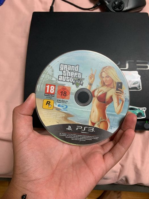 Vând Ps3 cu gta 5