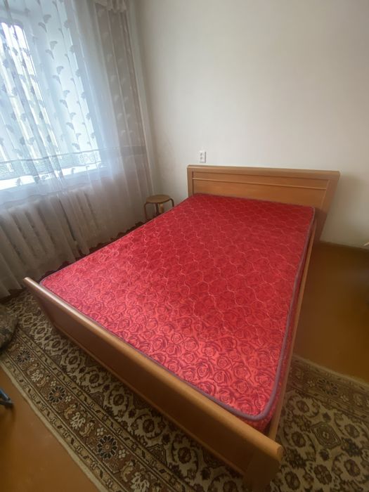 Продается кровать 1600х2000 б/у