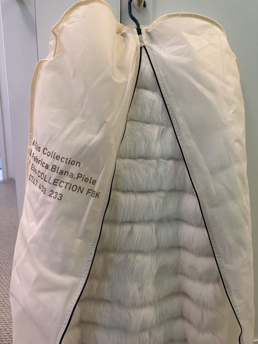 Haina blana naturala vulpe polara 6 in 1 noua Elis Oradea