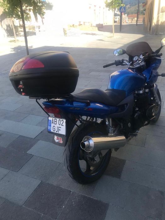 Vând Kawasaki ZR-7S 750cc, 2002, întreținută