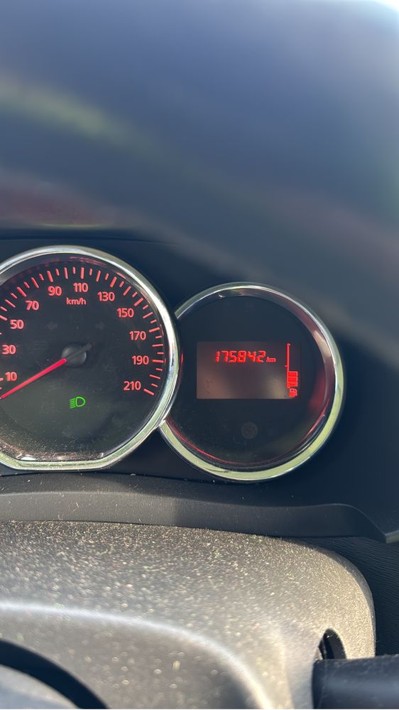 Vand dacia doker an fabricatie 2015 gpl cu benzina