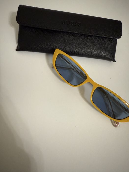 Слънчеви очила марка Guess