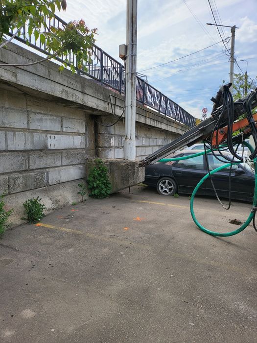 Execut lucrări de foraj pentru ancorare si stabilizări